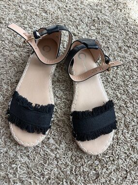 Black sandals